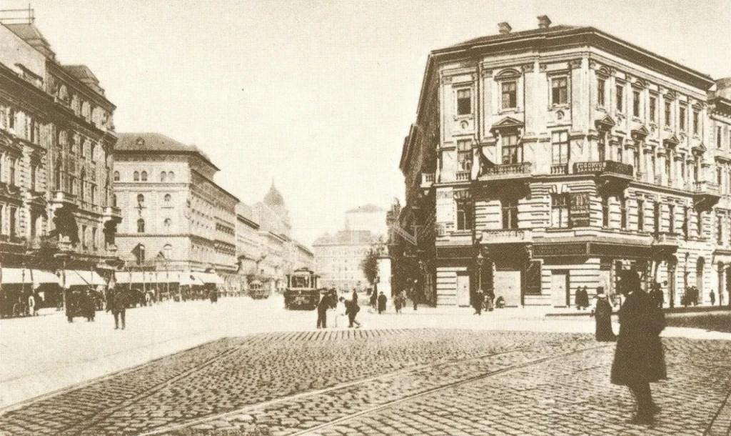 c3-1-name c2-19-name, Budapest VI. kerület, Nagykörúton belüli terület, Szabadság tér közelében