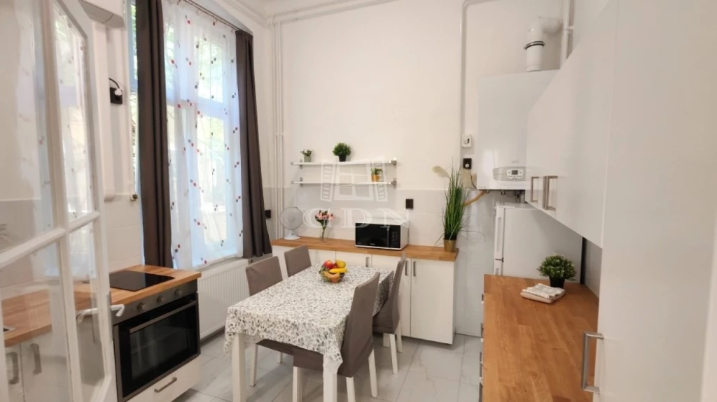 Kiadó téglalakás, Budapest VI. kerület, Nagykörúton belüli terület, Csengery utca