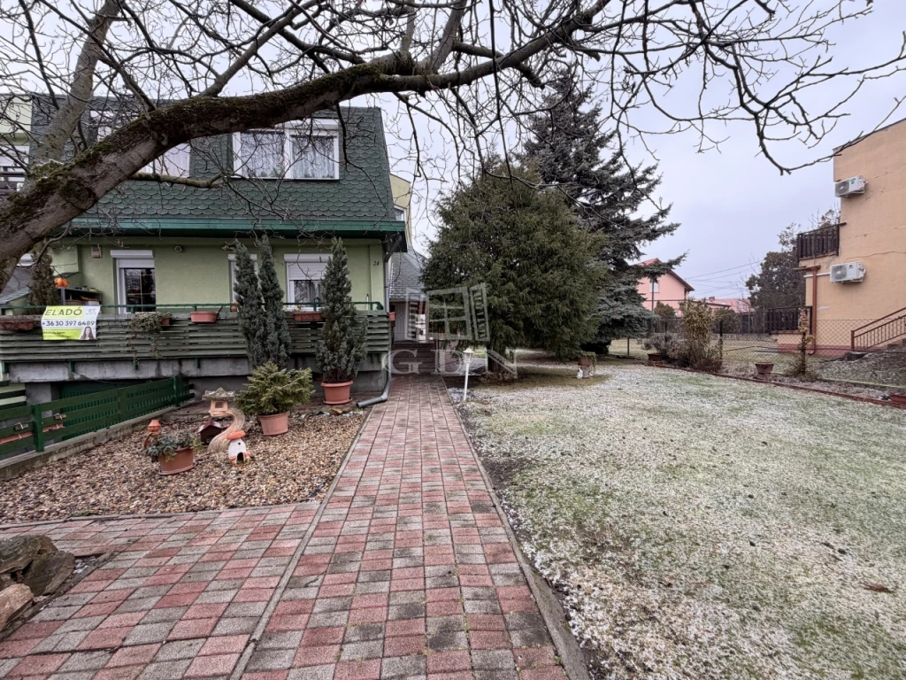 For sale semi-detached house, Budapest X. kerület, Újhegy, Zsombék utca