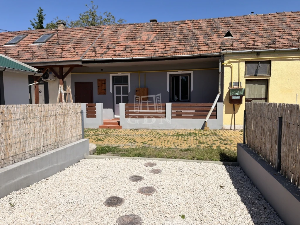 Eladó téglalakás, Budapest XXIII. kerület, Soroksár, Hősök tere közelében