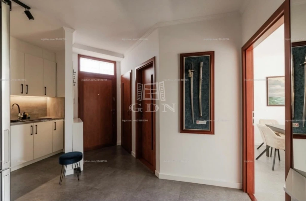 Eladó téglalakás, Budapest XII. kerület, Orbánhegy, Kakukk út