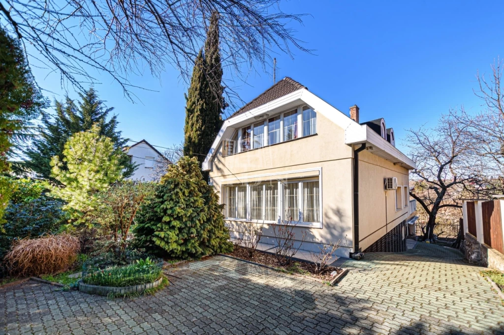 Eladó családi ház, Budapest XXII. kerület, Budafok, PANORÁMÁS CSALÁDI HÁZ ELADÓ!