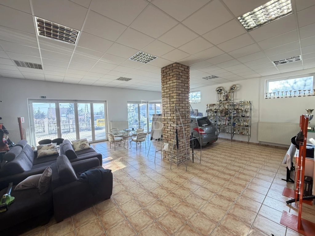 For sale store, Diósd, Kőbányai utca