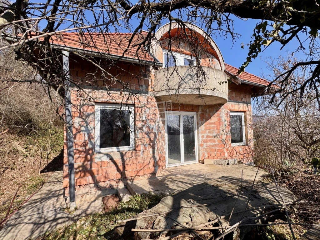 c3-1-name c2-1-name, Budaörs, Törökugrató, Örökpanorámás, Szerkezetkész Ház!