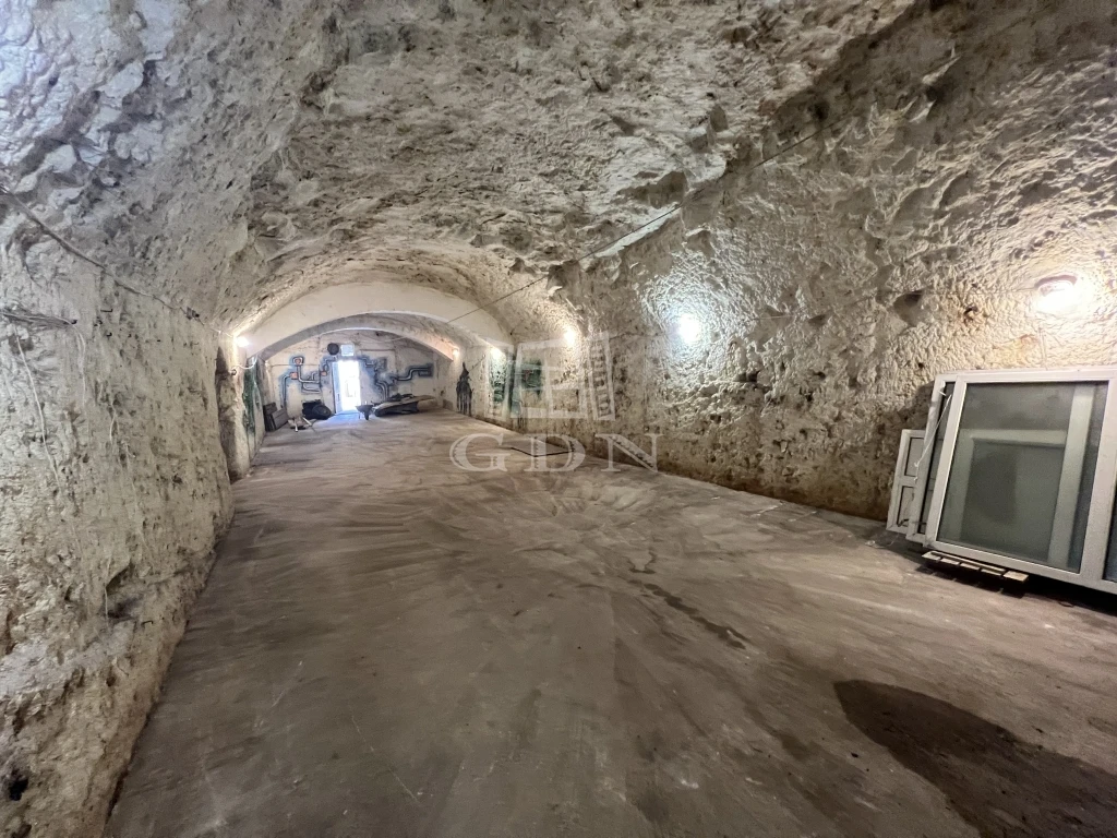 Kiadó raktár, Budapest XXII. kerület, Budafok, Budafokon kiadó raktár/műhely