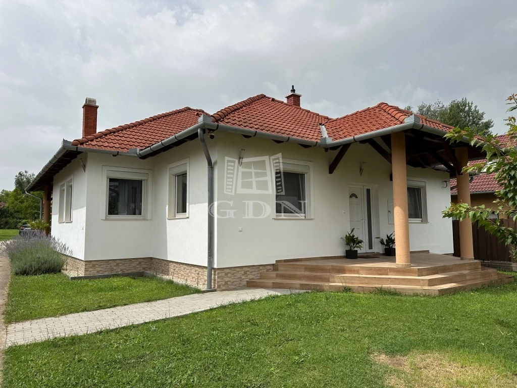 For sale house, Őrbottyán, Csendes zsákutcában