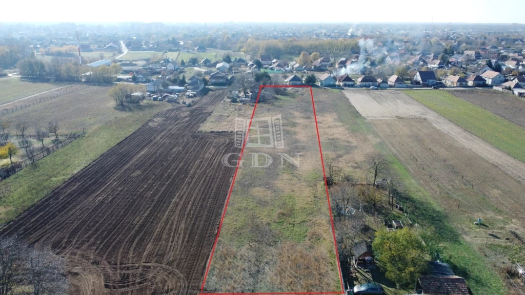 Eladó külterületi telek, Pilis, csendes részen