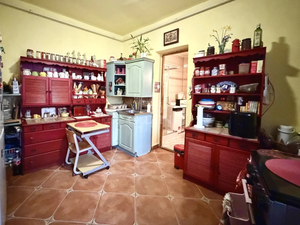 c3-1-name c2-5-name, Pomáz, Ófalu, Ófalu központban