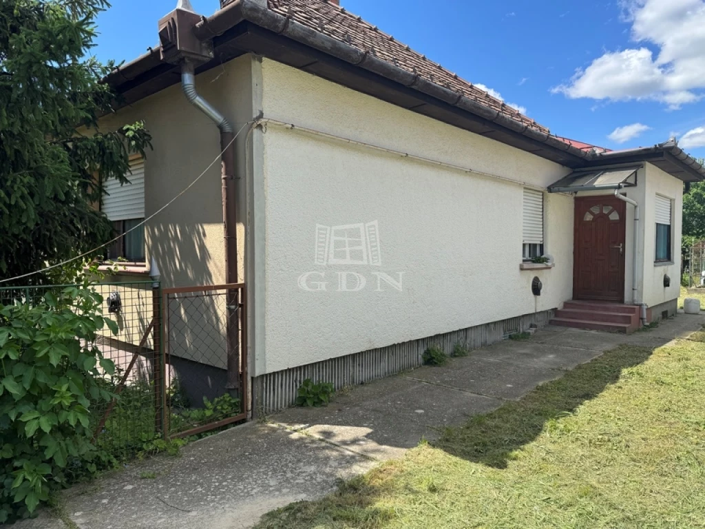 Eladó ikerház, Szigetújfalu, Rózsa utca környéke