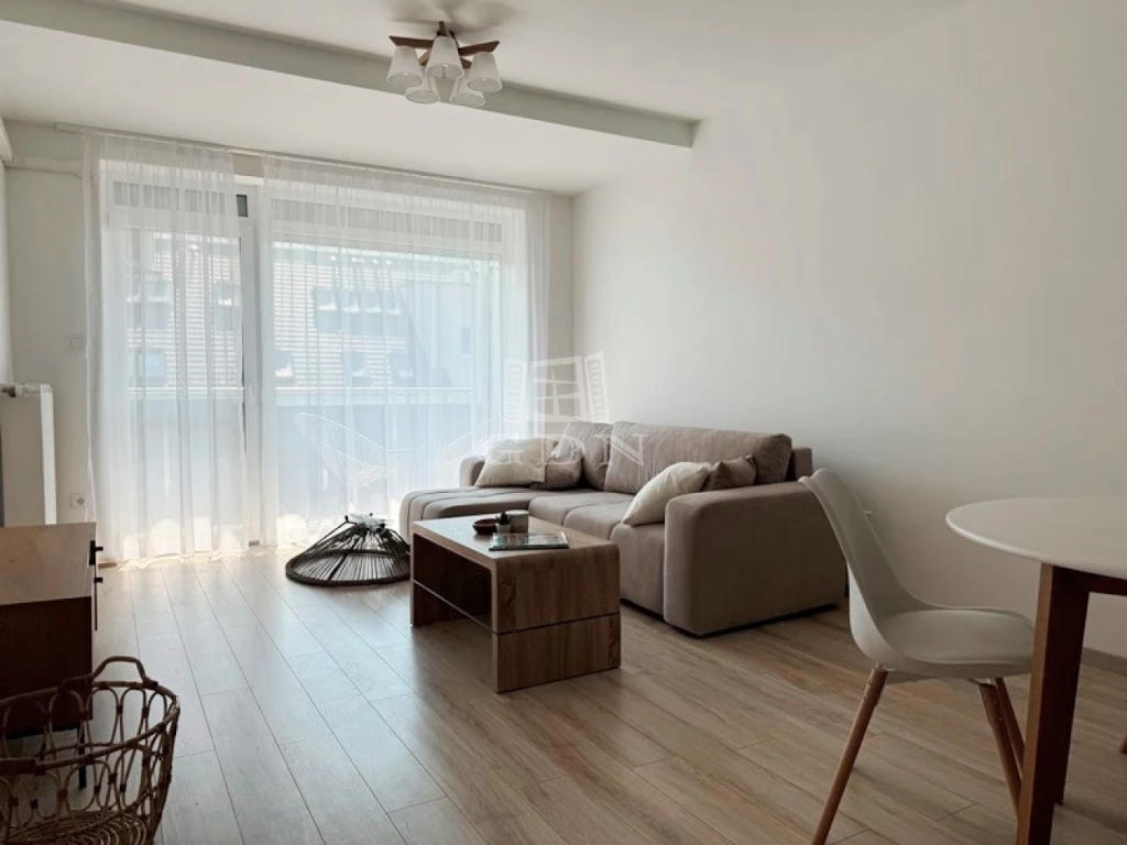 Kiadó téglalakás, Szigetszentmiklós, Tököli út