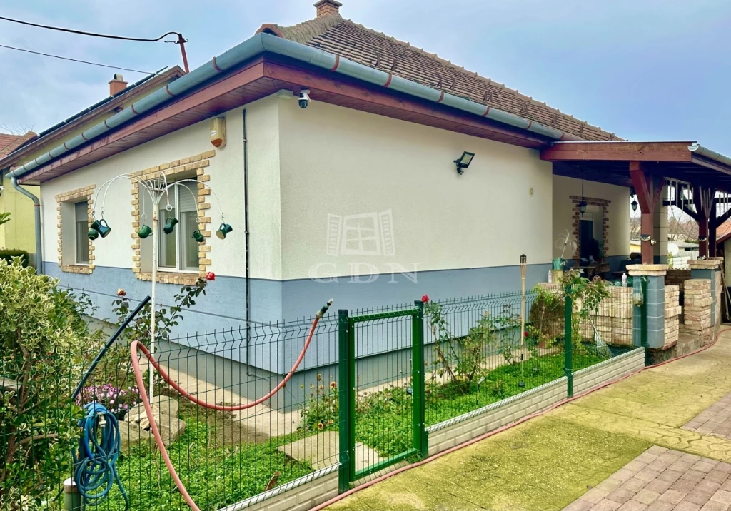 Eladó családi ház, Halásztelek, II. Rákóczi Ferenc út környéke