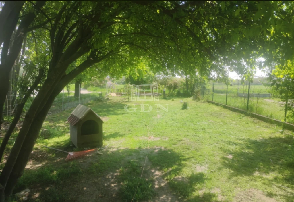 Eladó üdülőtelek, Szigetújfalu, Vasút utca közelében