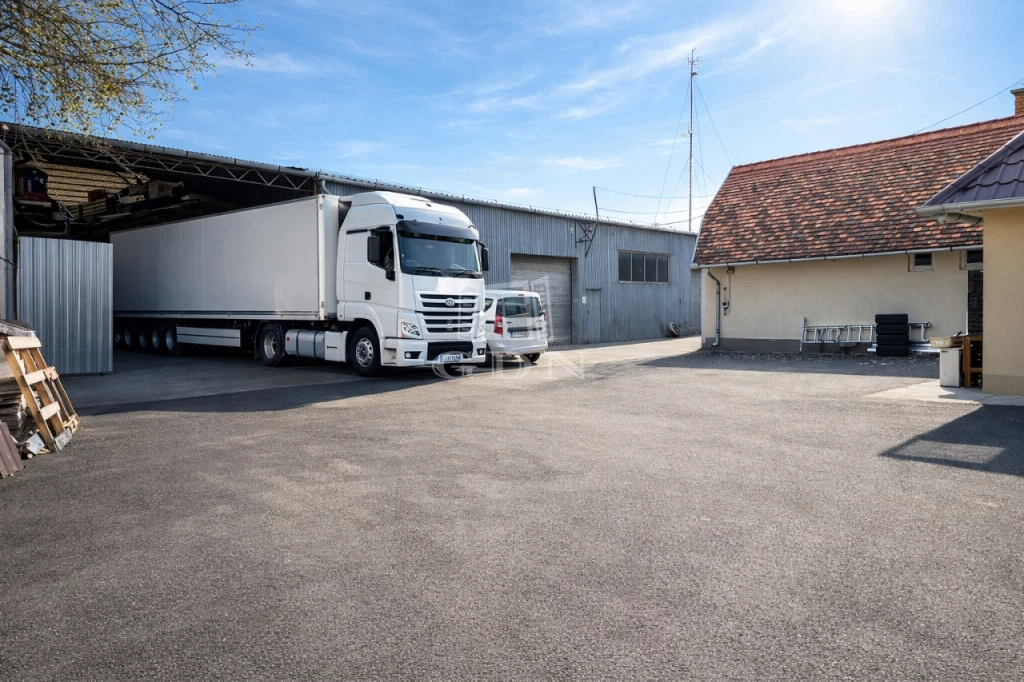 Eladó egyéb kereskedelmi-ipari, Szigethalom, Mű út