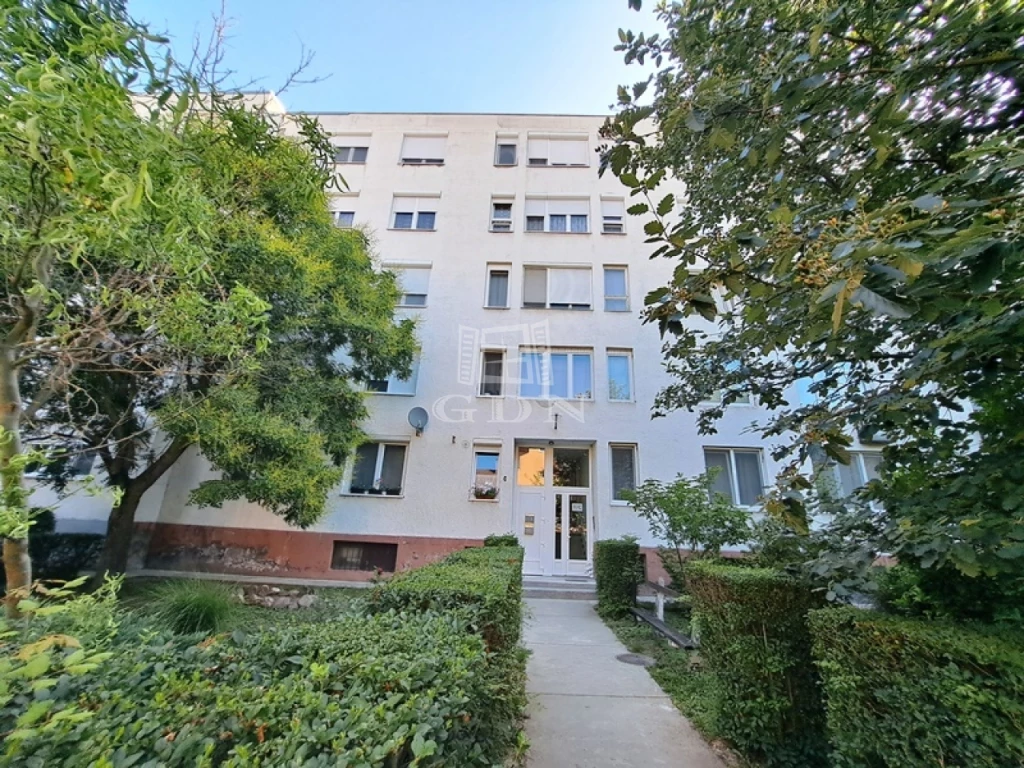 Eladó panellakás, Tököl, Pesti úti lakótelep, Máltai utca