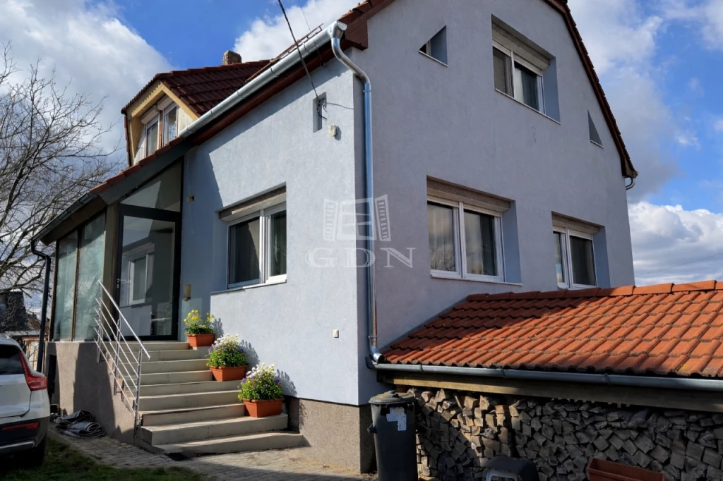 Eladó családi ház, Tököl, Csépi út