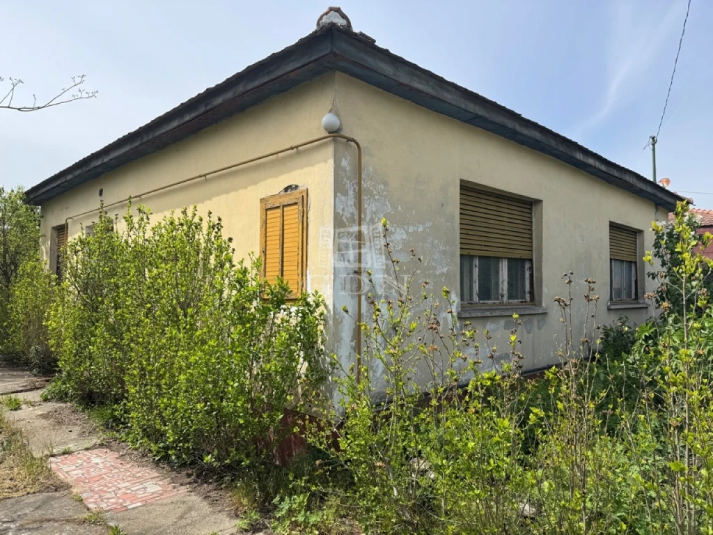 Eladó családi ház, Szigethalom, Fiumei út