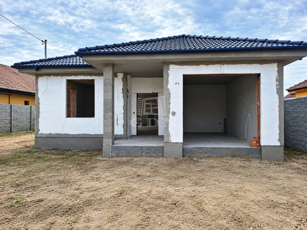 Eladó családi ház, Bugyi, Pest megye