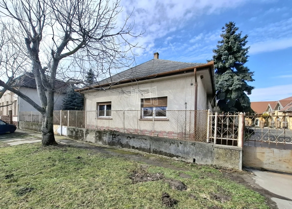 Eladó családi ház, Majosháza, Pest megye