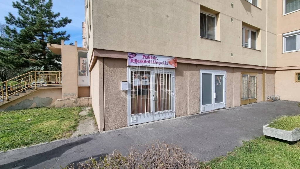 For sale store, Székesfehérvár, Palotaváros, Palotavárosban