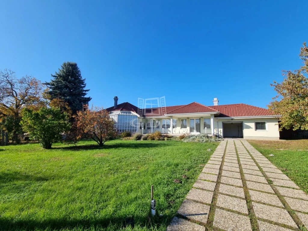 For sale house, Székesfehérvár, Öreghegy, Rózsahegyi út