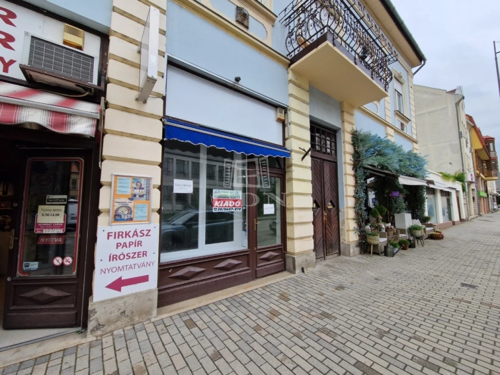 For rent store, Székesfehérvár, Belváros és környéke, Belváros közelében