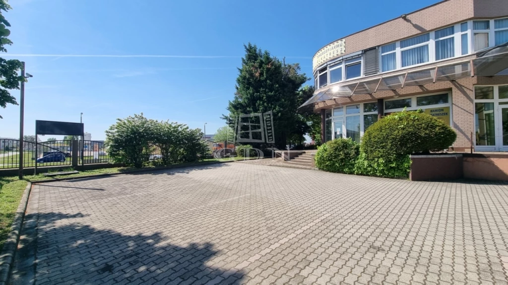 Kiadó üzlet, Székesfehérvár, Alba ipari zóna, Kálmos utca