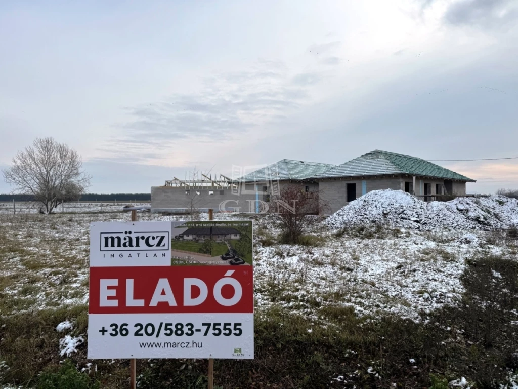 Eladó családi ház, Iszkaszentgyörgy, Márványkert