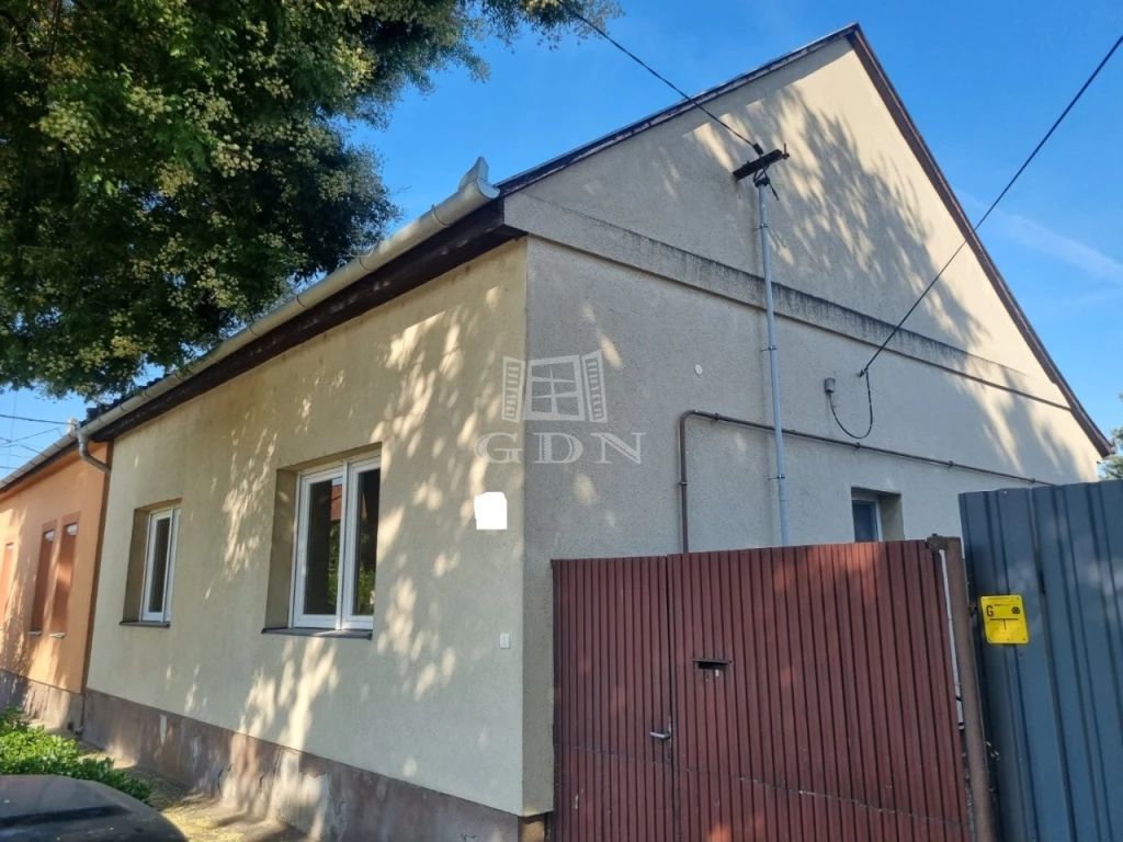 For sale house, Székesfehérvár, Belváros és környéke, Belváros közelében