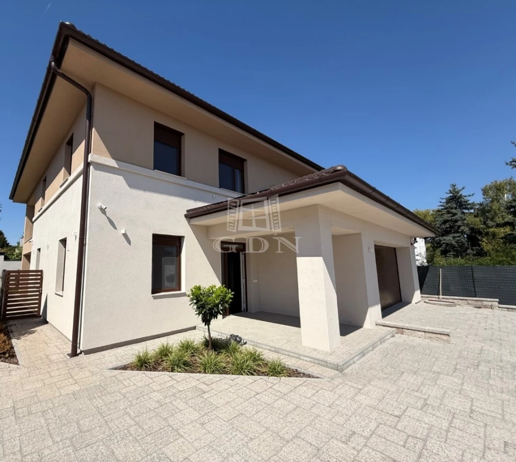 Eladó családi ház, Székesfehérvár, Öreghegy, Öreghegyen