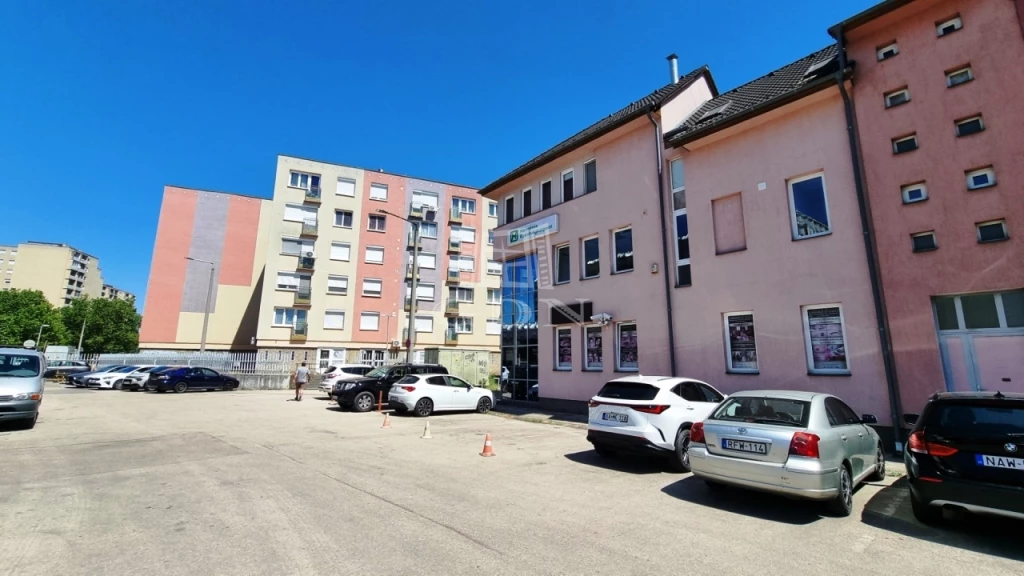 c3-2-name c2-69-name, Székesfehérvár, Belváros és környéke, Kégl György