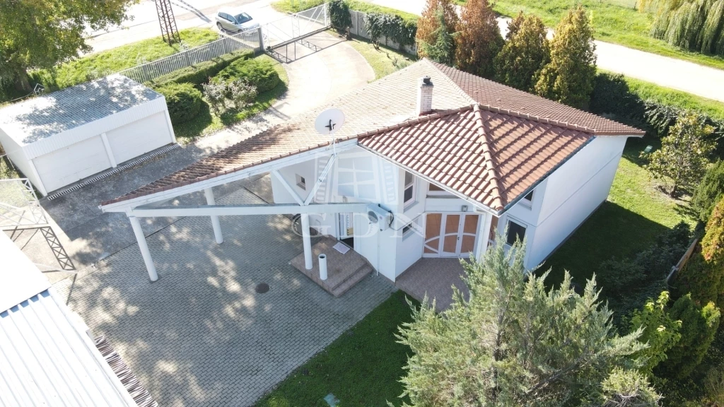 For rent house, Székesfehérvár, Szárazrét-Feketehegy, Farkasvermi utca