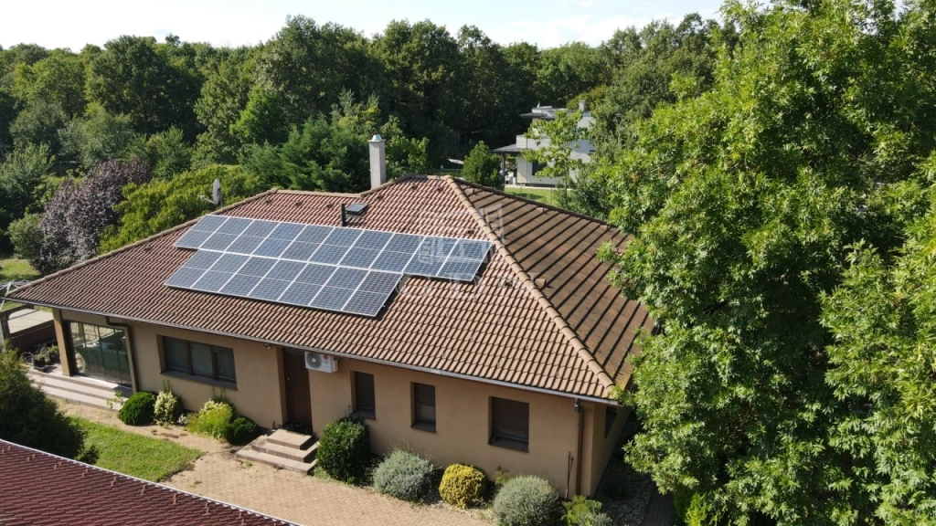 c3-1-name c2-1-name, Székesfehérvár, Maroshegy, Maroshegyen