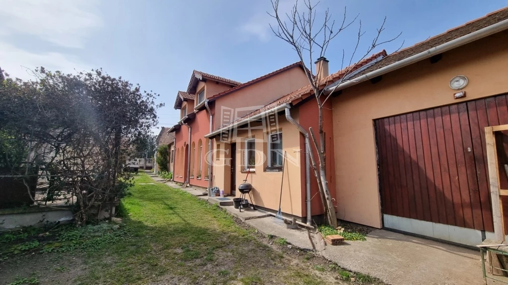 For sale house, Székesfehérvár, Őrhalmi szőlők, Sárkeresztúri