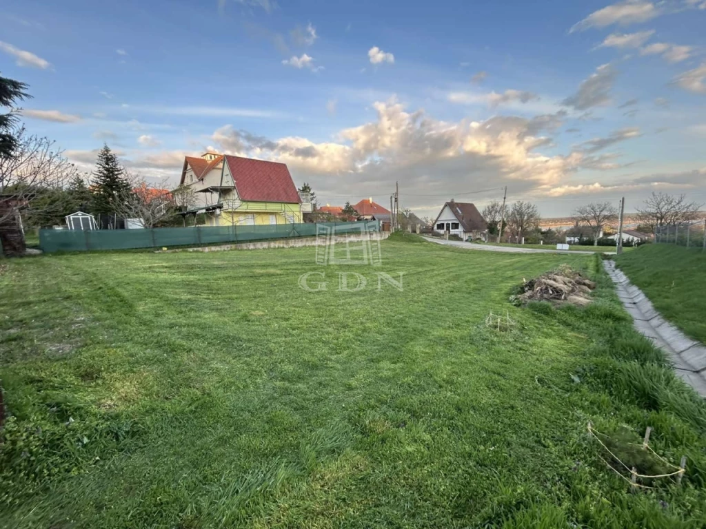 For sale building plot, Sukoró, központhoz közel