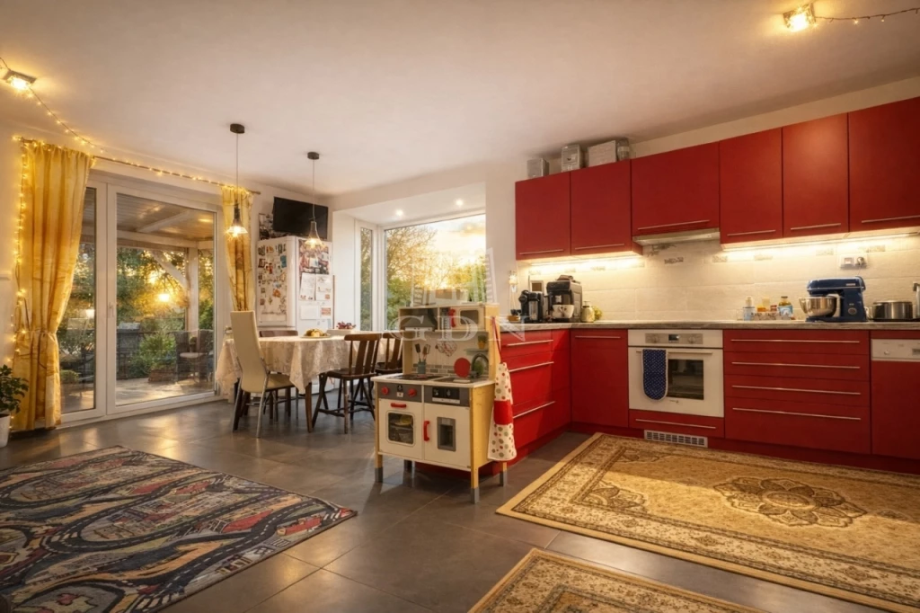 c3-1-name c2-1-name, Sárbogárd, központhoz közel