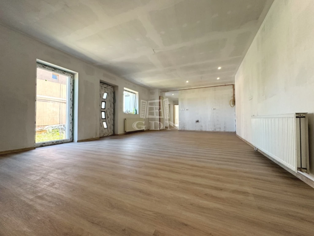 For sale house, Seregélyes, Központ