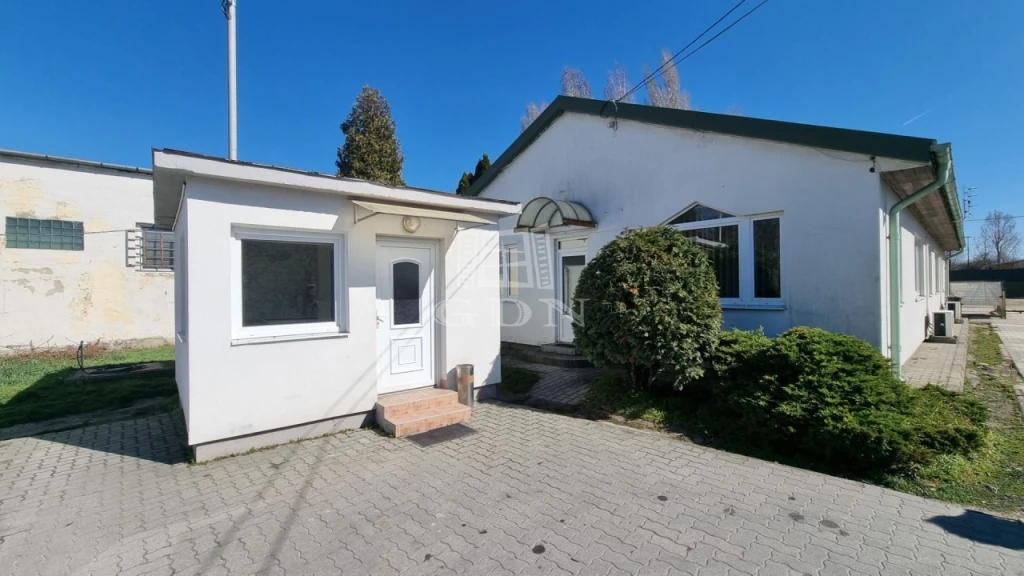 Kiadó raktár, Székesfehérvár, Déli Ipari Park, Vállalkozói Központ