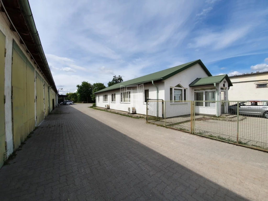 Kiadó iroda, irodaház, Székesfehérvár, Déli Ipari Park, Vállalkozói központban
