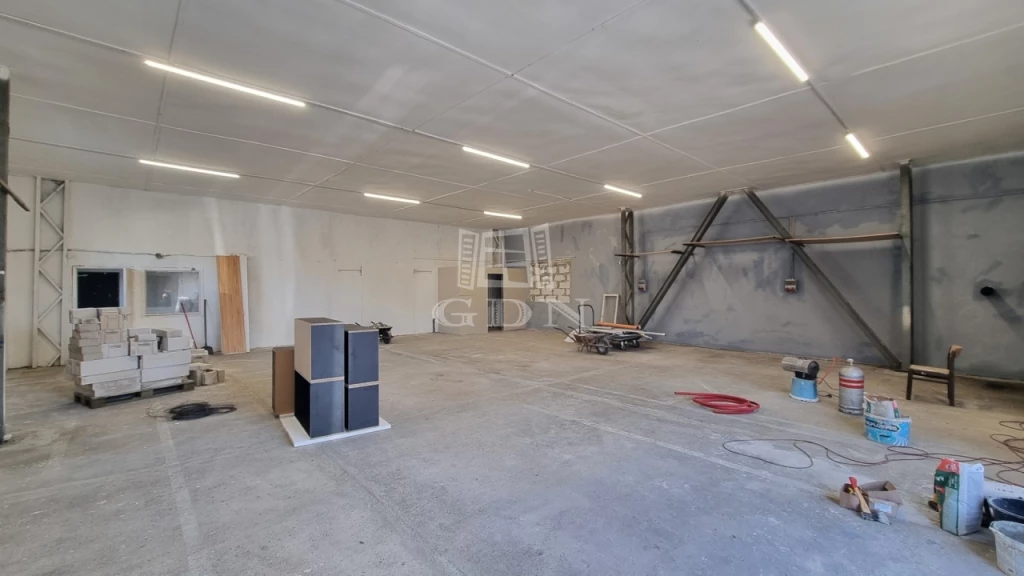 Kiadó raktár, Székesfehérvár, Takarodó utca