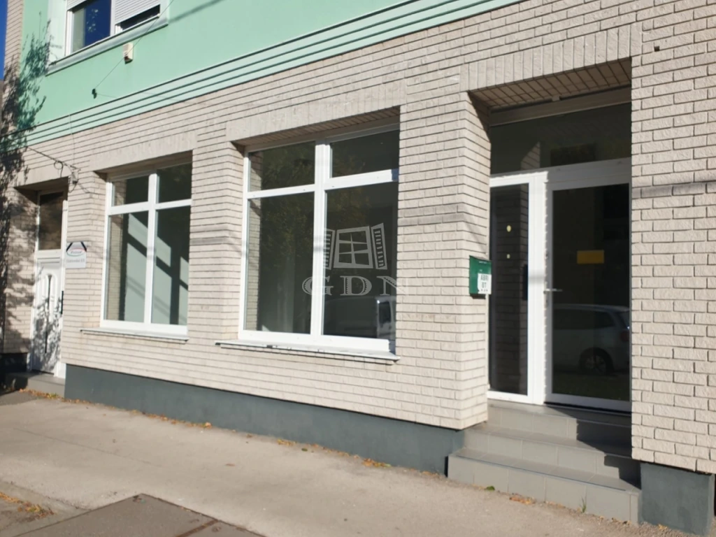 c3-2-name c2-69-name, Székesfehérvár, Felsőváros-Királykút, Havranek utca