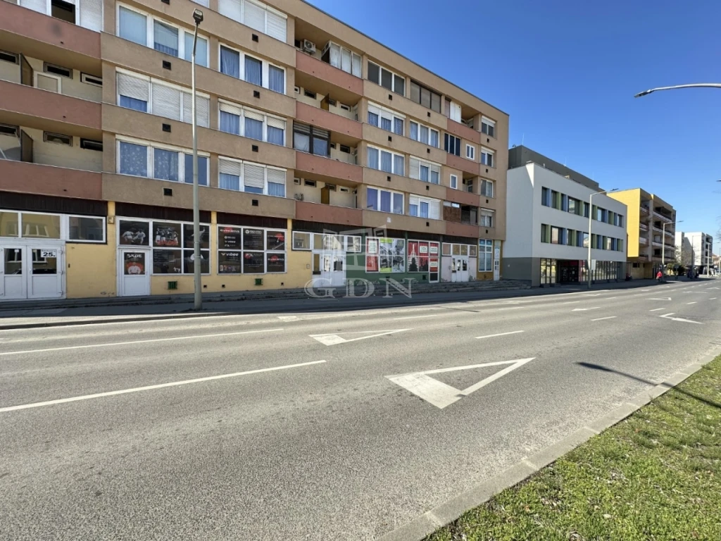 c3-1-name c2-19-name, Székesfehérvár, Belváros és környéke, Széchenyi utca