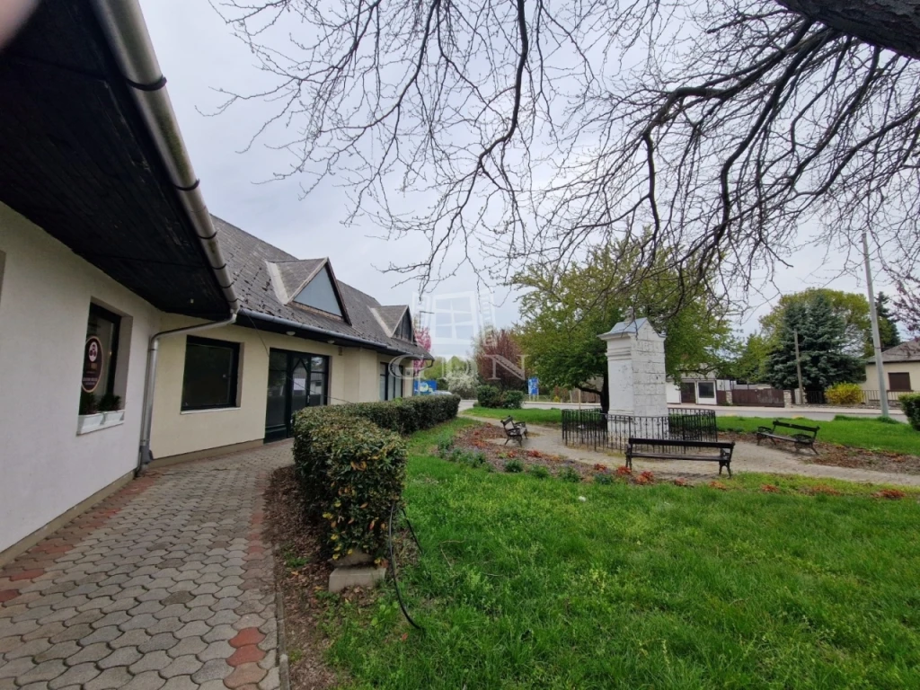 c3-2-name c2-69-name, Székesfehérvár, Öreghegy, Fiskális