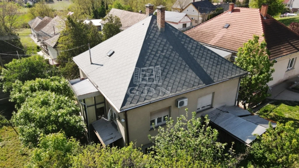 Eladó családi ház, Enying, központhoz közel