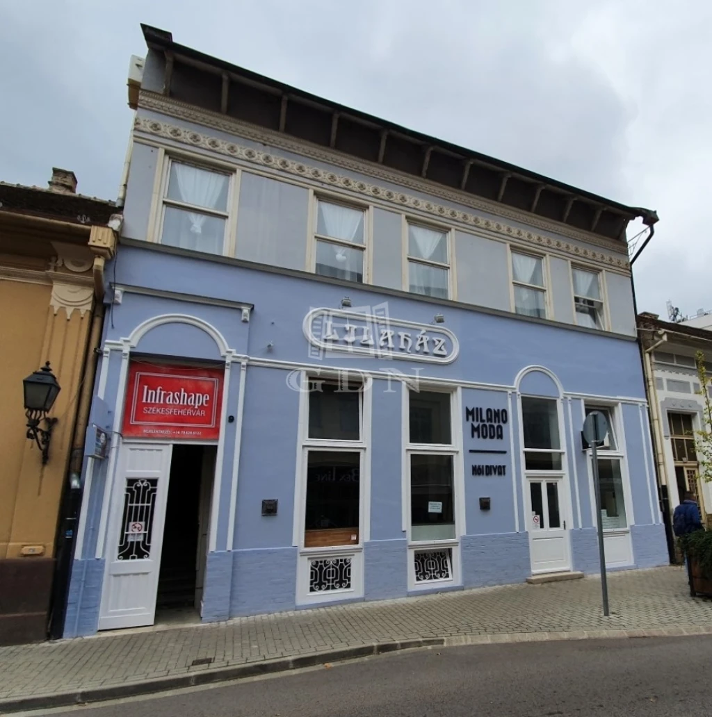 c3-1-name c2-69-name, Székesfehérvár, Belváros