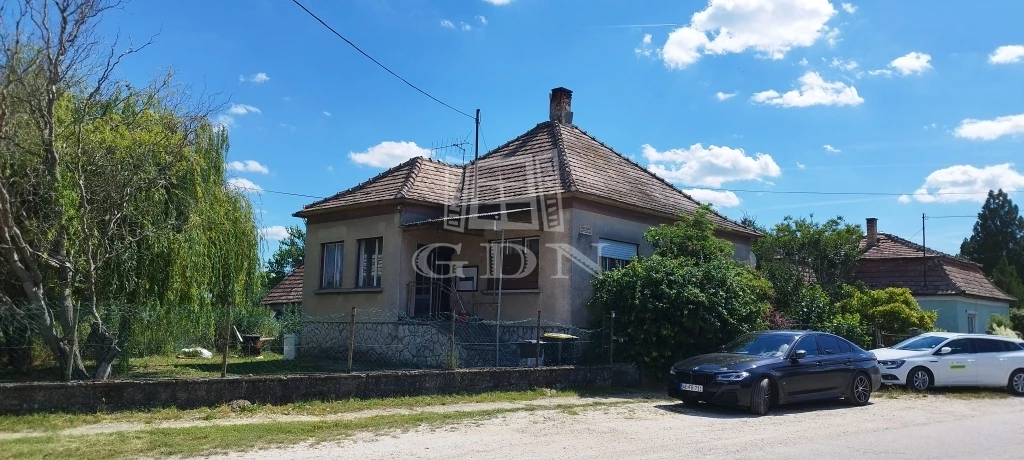 For sale house, Ács, Dózsa György út