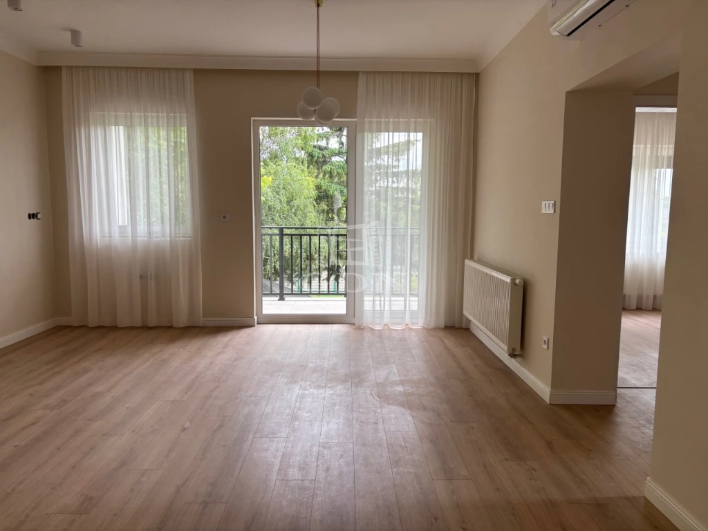 For sale brick flat, Komárom, városközpont közelében