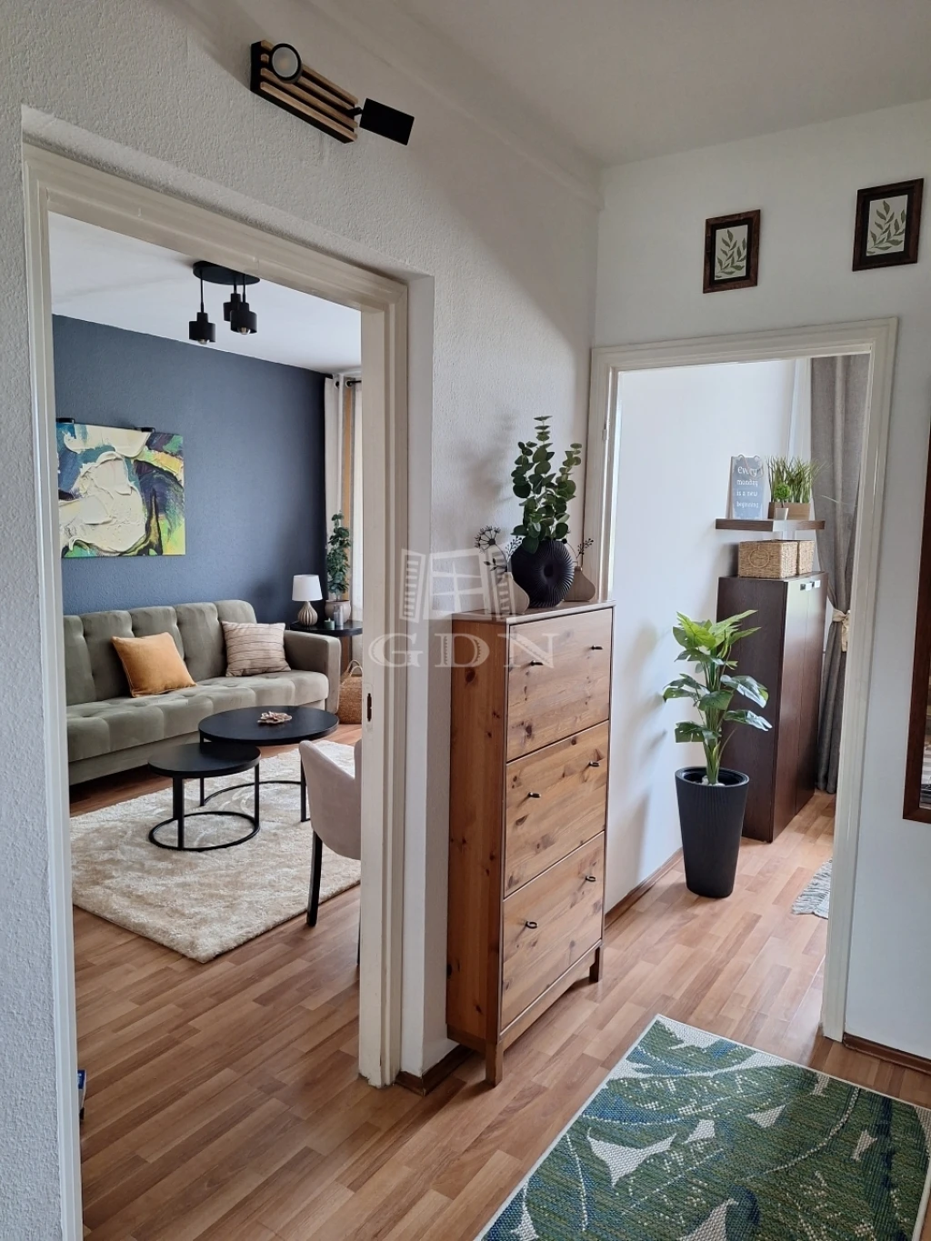 c3-2-name c2-20-name, Komárom, Belváros, Csillag ltp.