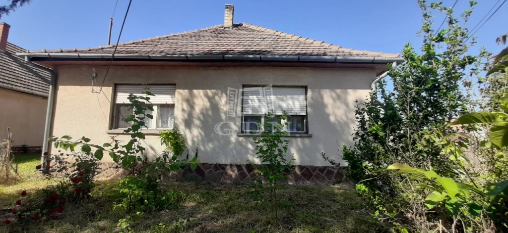 Eladó családi ház, Siójut, Családi ház