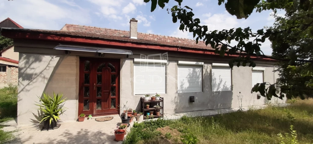 Eladó családi ház, Enying, Családi ház
