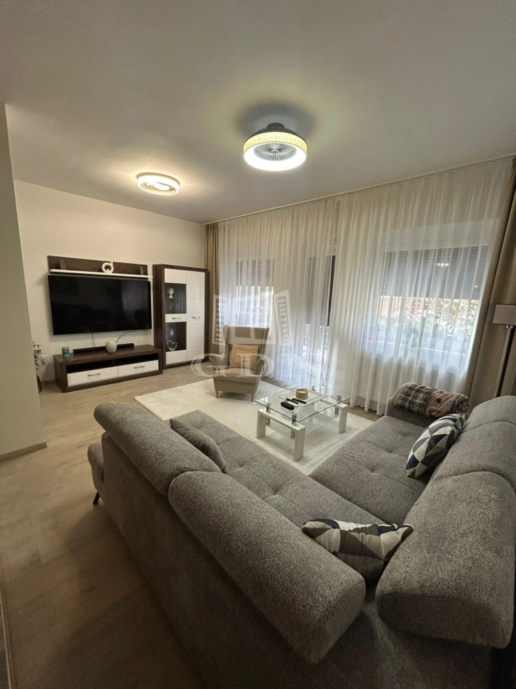 Eladó sorház, Balatonföldvár, Városközpont, Balatonföldvár Városközpont